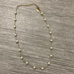 Gold necklace with pearls - beautiful womens sweet necklace - GREAT CONDITION